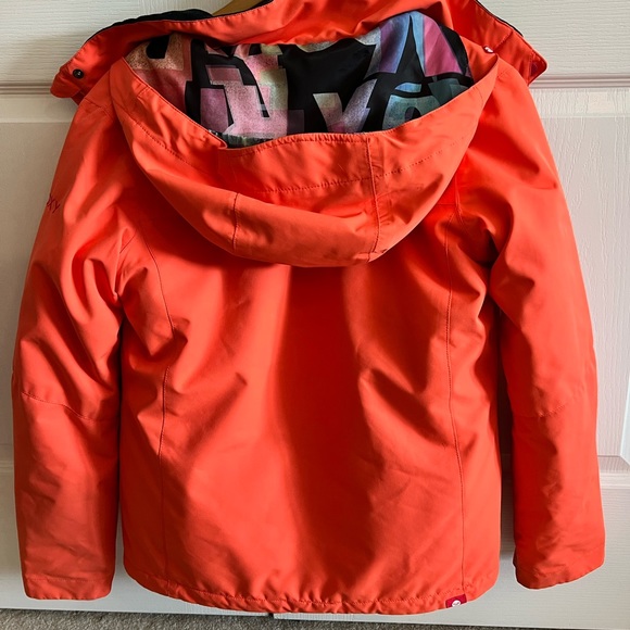 Girls Roxy ski coat. Neon orange, graffiti pattern inside - Picture 3 of 7